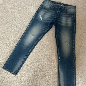 NWOT Bloomefield Blue Skinny Jeans with Vintage Fade